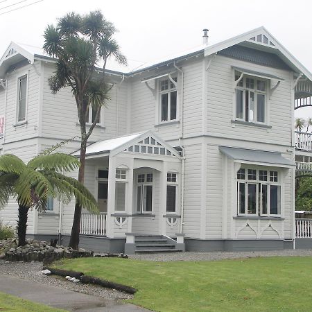 Wayne'S World Westport Hostel Buitenkant foto
